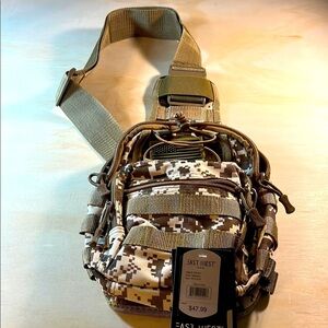 NWT Camouflage Crossbody Bag East West USA